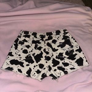 Cowprint shorts